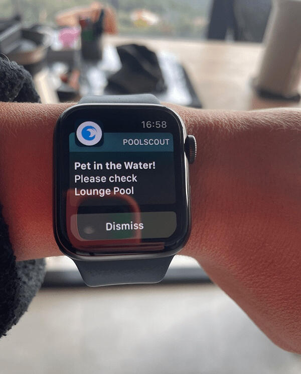 PoolScout alert on an Apple Watch